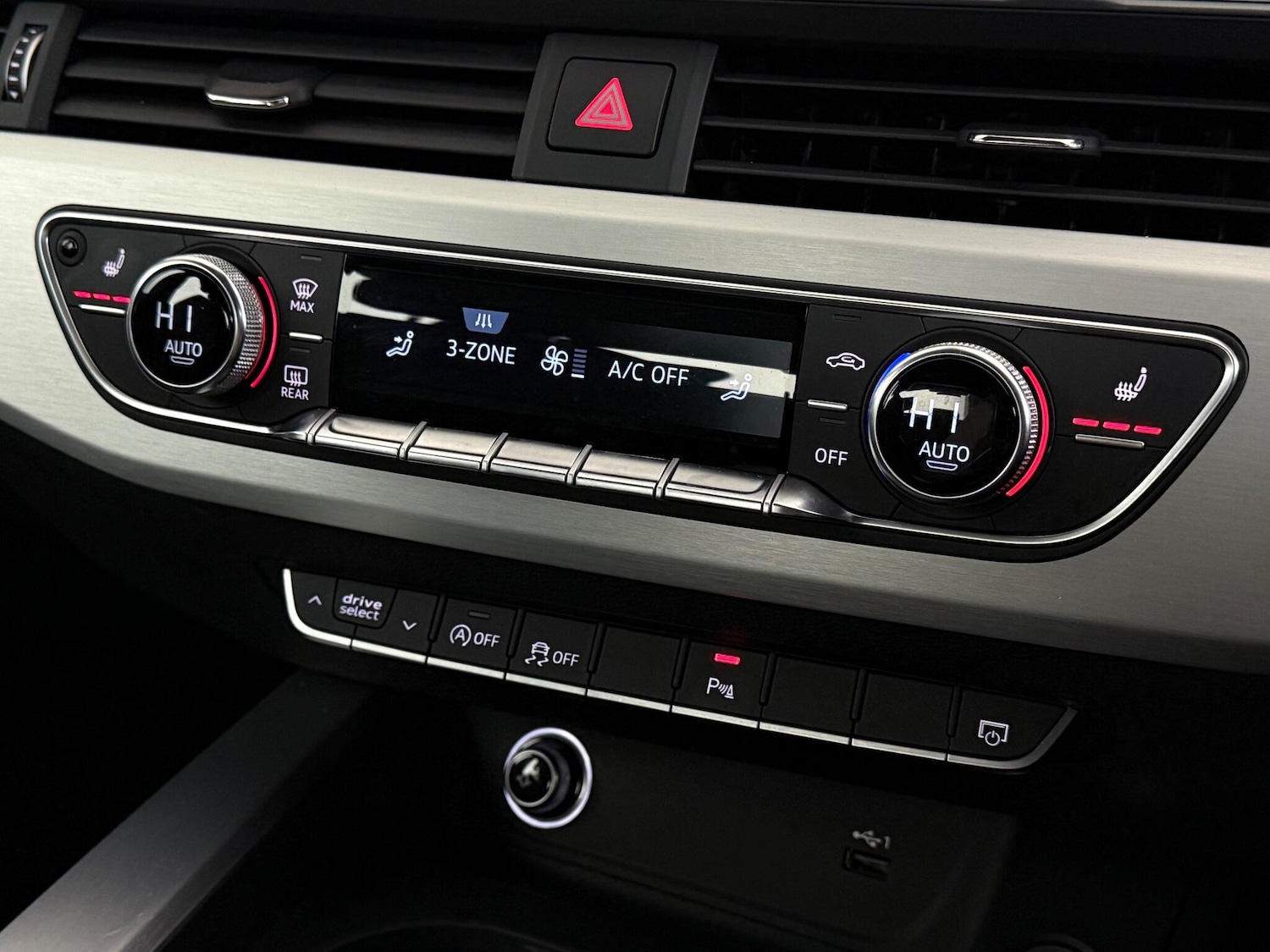 Used Audi A4 2018 for sale - 77183124: Photo 40