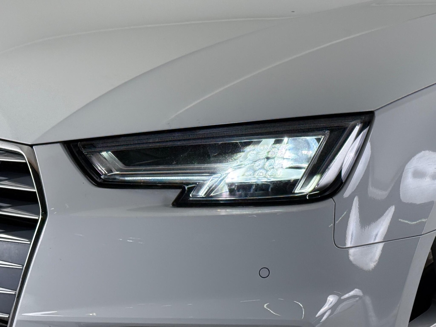 Used Audi A4 2018 for sale - 77183124: Photo 5