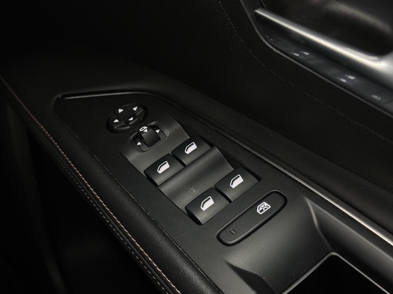 Used Peugeot 5008 2020 for sale - 76466716: Photo 28