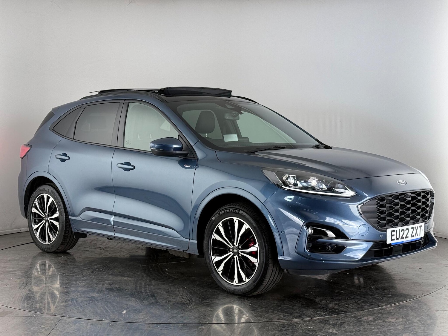 Used Ford Kuga 2022 for sale - 76467328: Photo 1