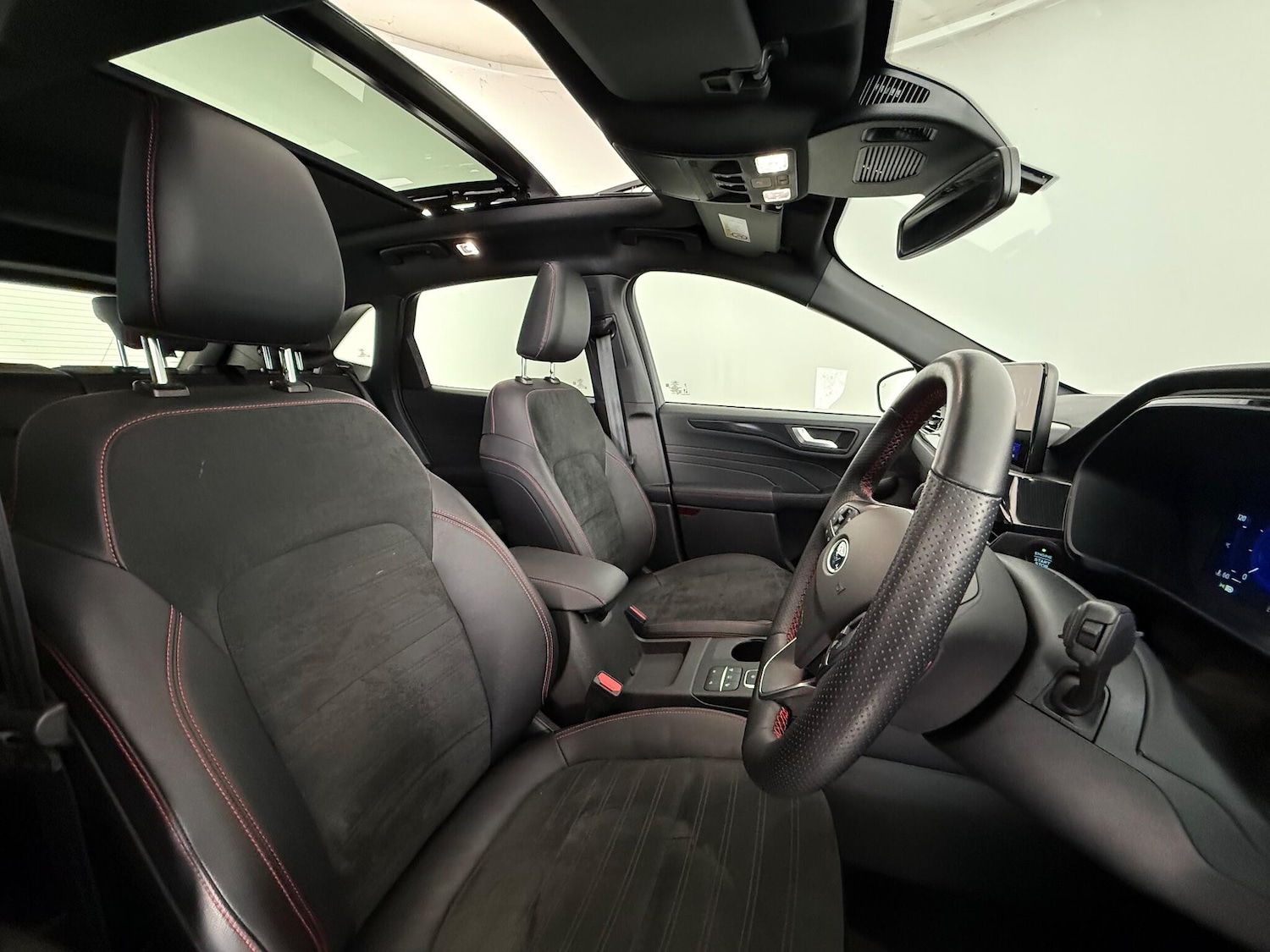 Used Ford Kuga 2022 for sale - 76467328: Photo 16