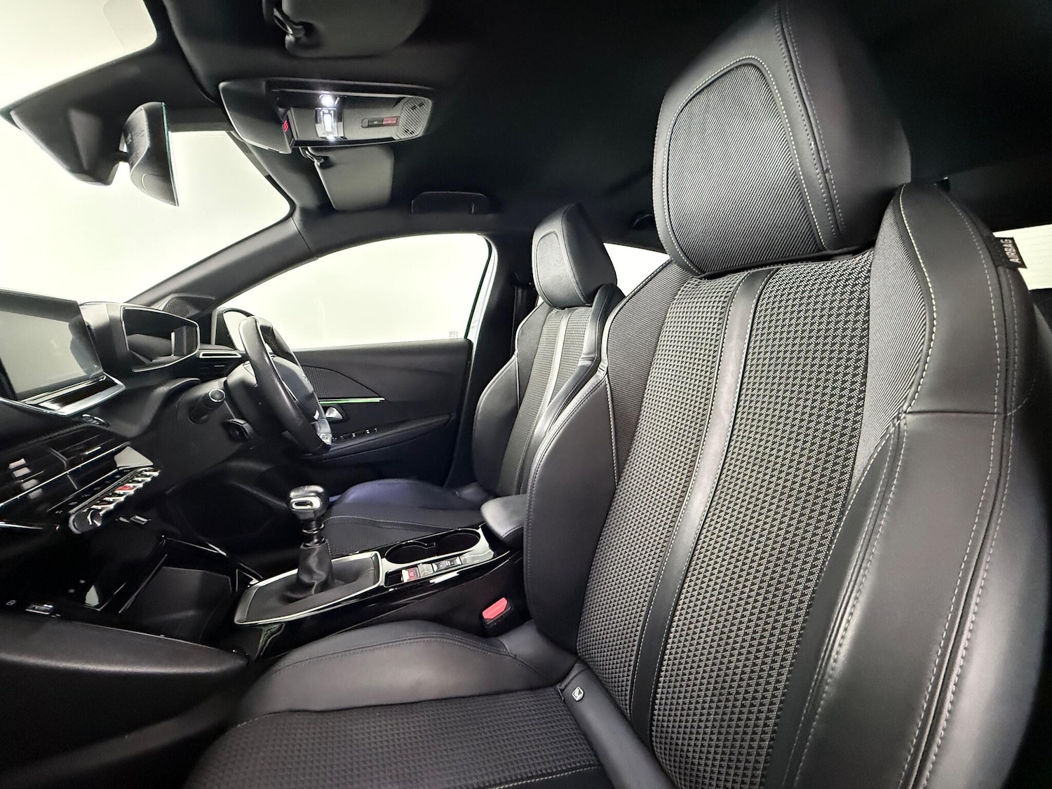 Used Peugeot 208 2021 for sale - 77259960: Photo 10