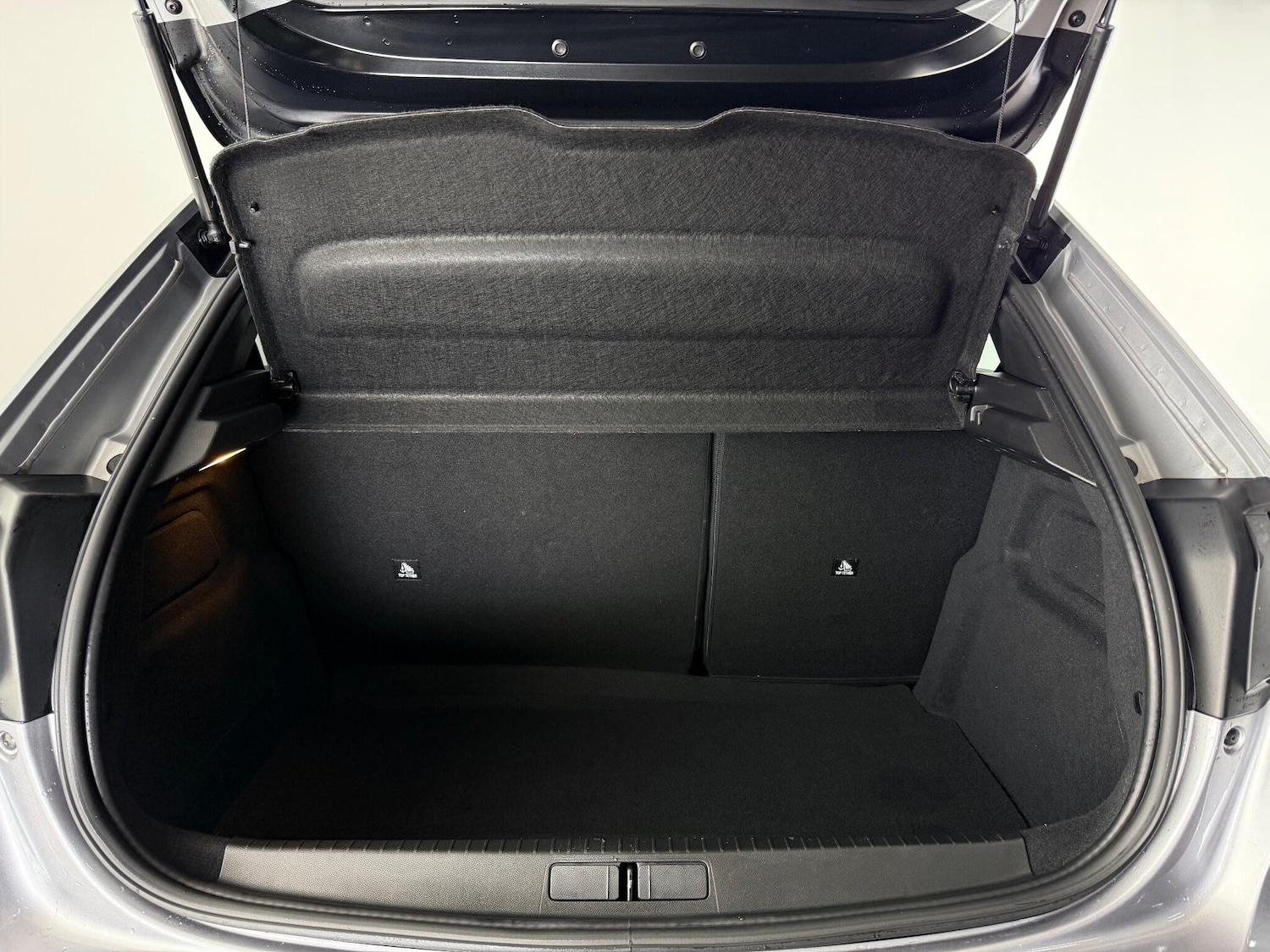 Used Peugeot 208 2021 for sale - 77259960: Photo 8