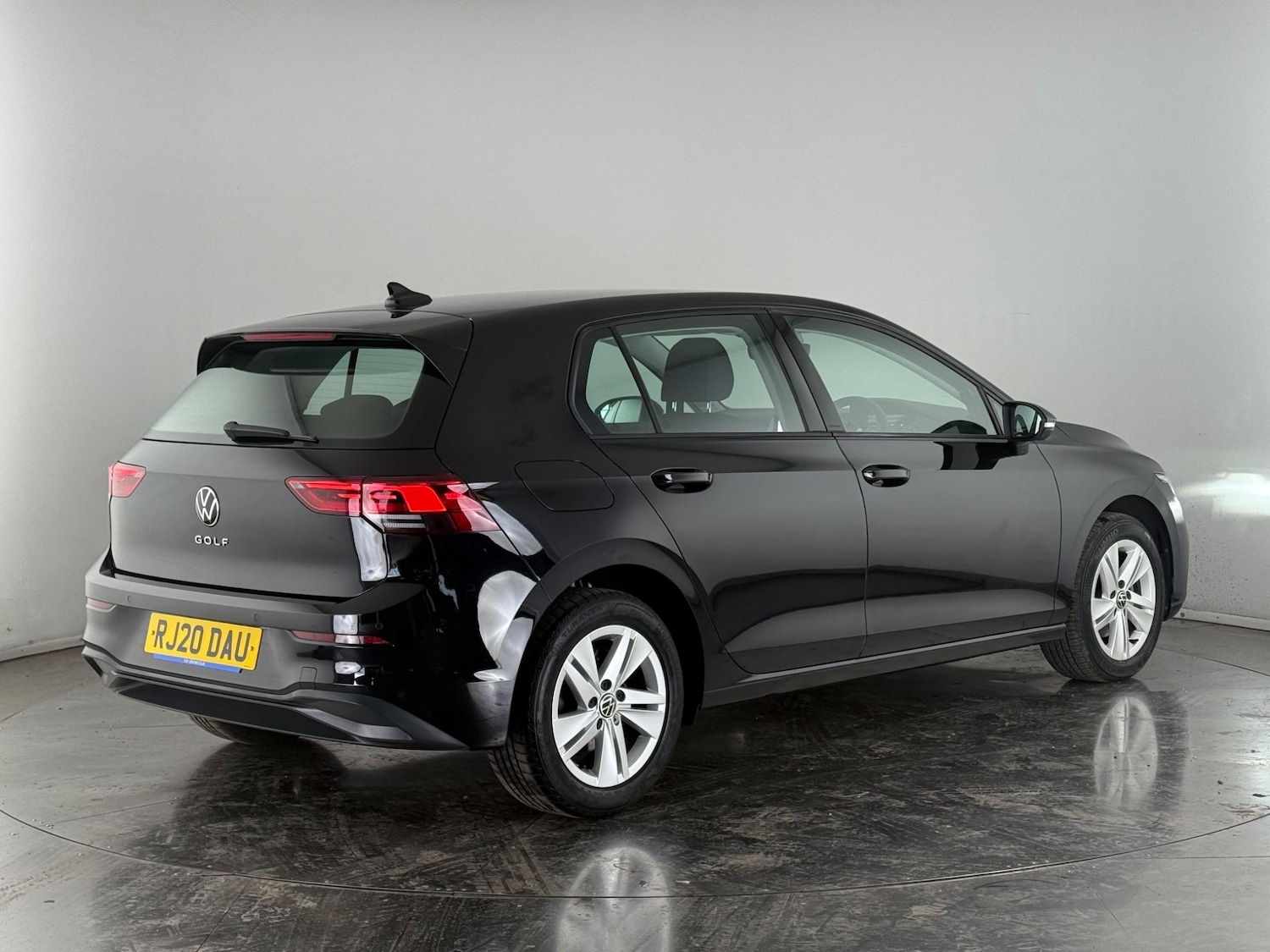 Used Volkswagen Golf 2020 for sale - 76466688: Photo 5