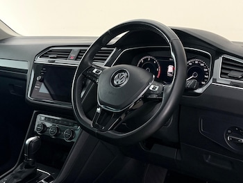 Used Volkswagen Tiguan 2018 for sale - 78867146: Photo