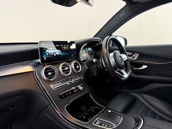 Used Mercedes-Benz GLC 2020 for sale - 79622516: Photo