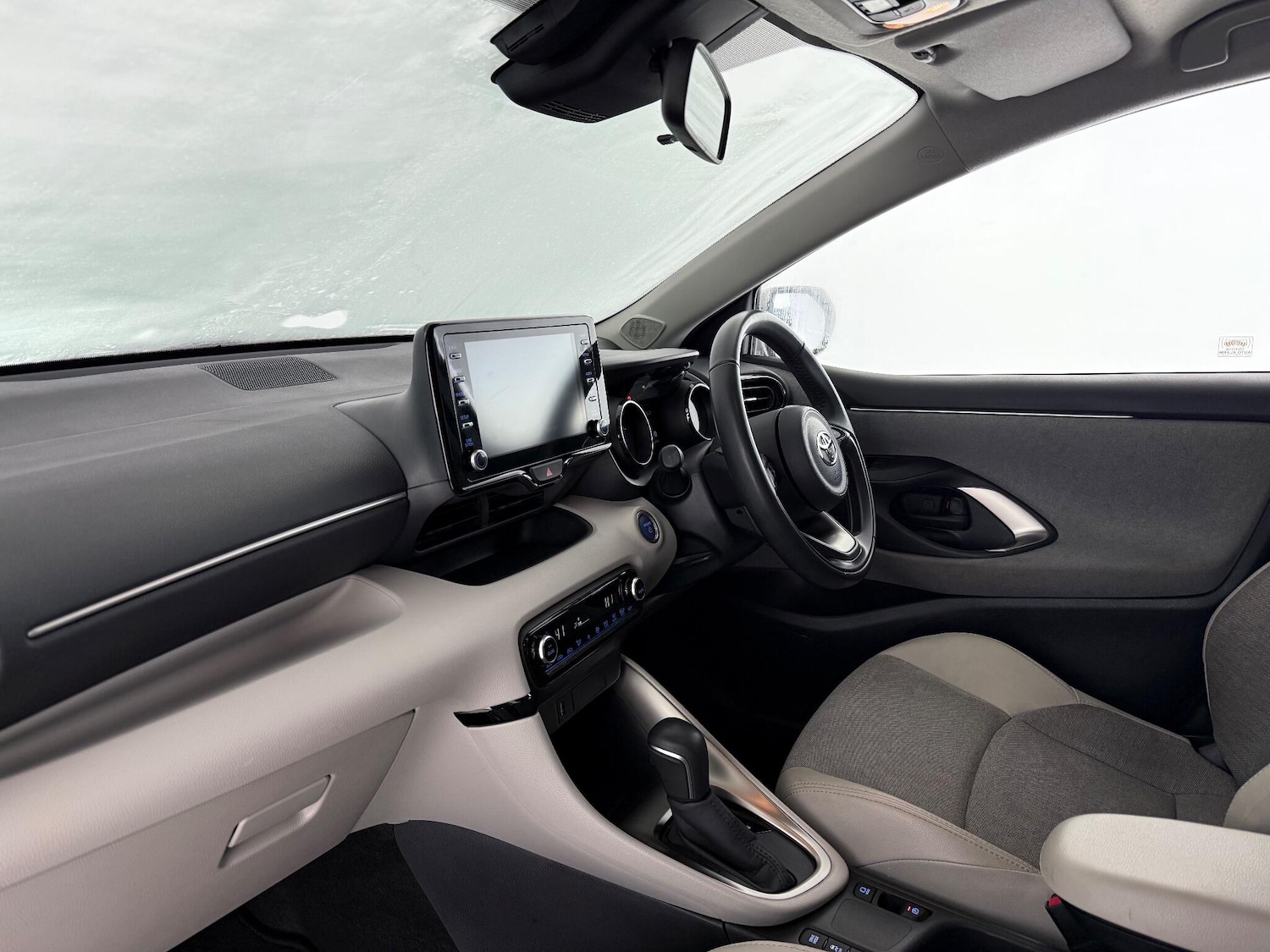 Used Toyota Yaris 2021 for sale - 77260323: Photo 16