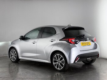 Used Toyota Yaris 2021 for sale - 77260323: Photo