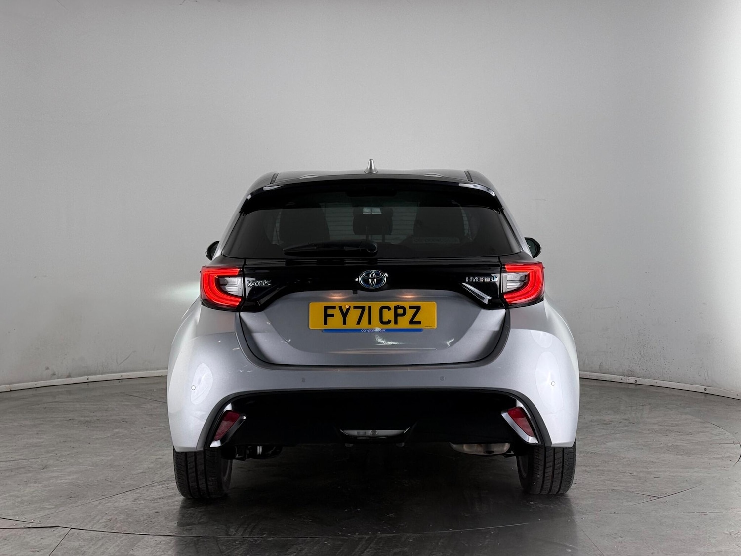 Used Toyota Yaris 2021 for sale - 77260323: Photo 5