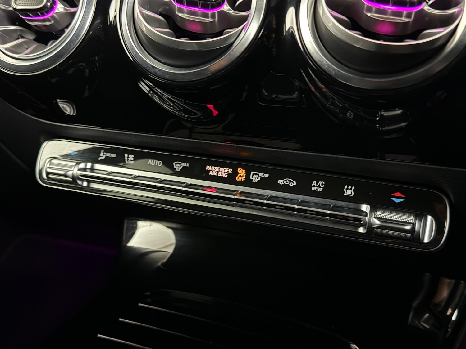 Used Mercedes-Benz CLA 2023 for sale - 77182845: Photo 31