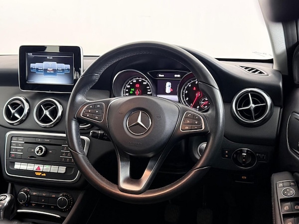 Used Mercedes-Benz GLA 2018 for sale - 76323009: Photo 17