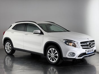 Mercedes-Benz - GLA