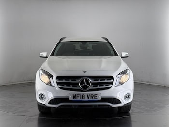 Used Mercedes-Benz GLA 2018 for sale - 76323009: Photo 3