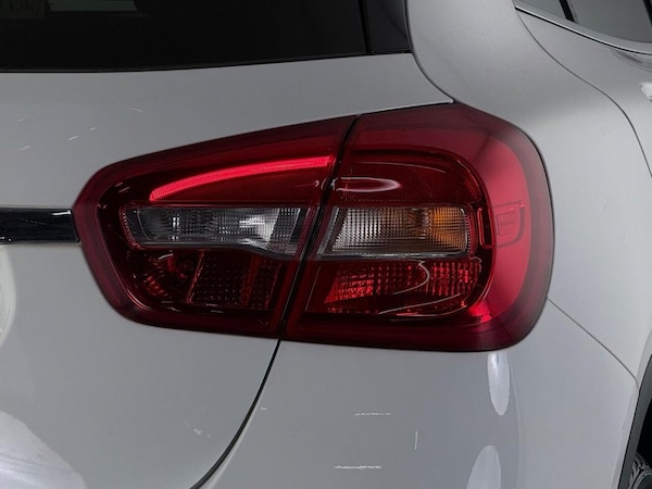Used Mercedes-Benz GLA 2018 for sale - 76323009: Photo 9