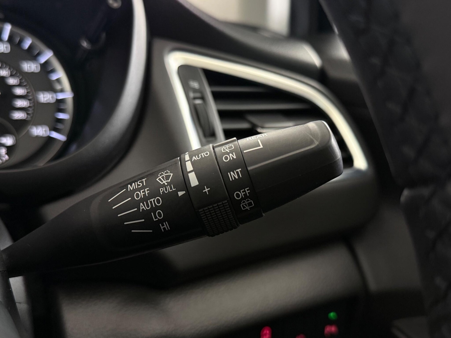 Used Suzuki SX4 S-Cross 2023 for sale - 76467146: Photo 32