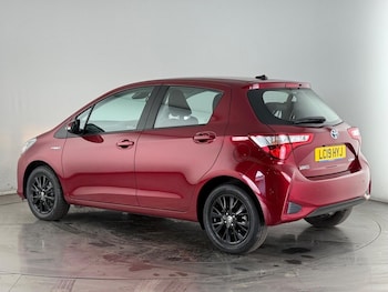 Used Toyota Yaris 2019 for sale - 75573924: Photo