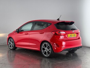 Used Ford Fiesta 2018 for sale - 77217488: Photo