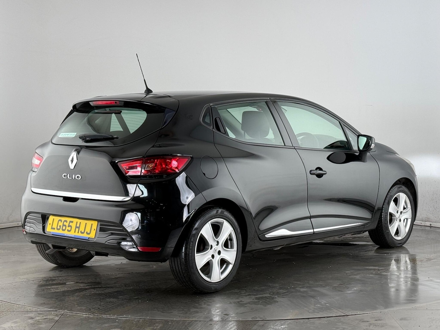 Used Renault Clio 2015 for sale - 77246762: Photo 6