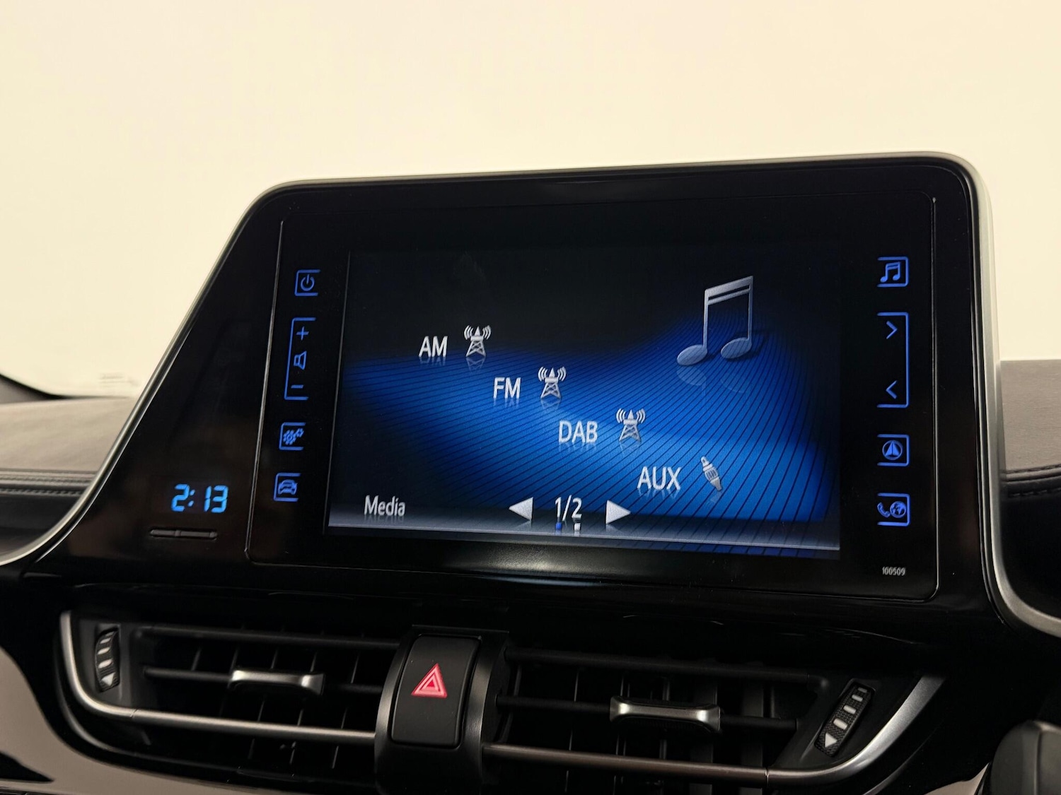 Used Toyota C-HR 2018 for sale - 77222334: Photo 19