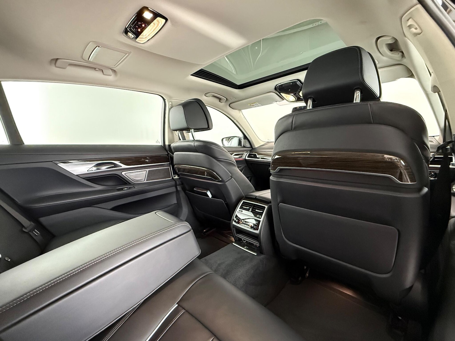 Used BMW 7 Series 2019 for sale - 77216996: Photo 18