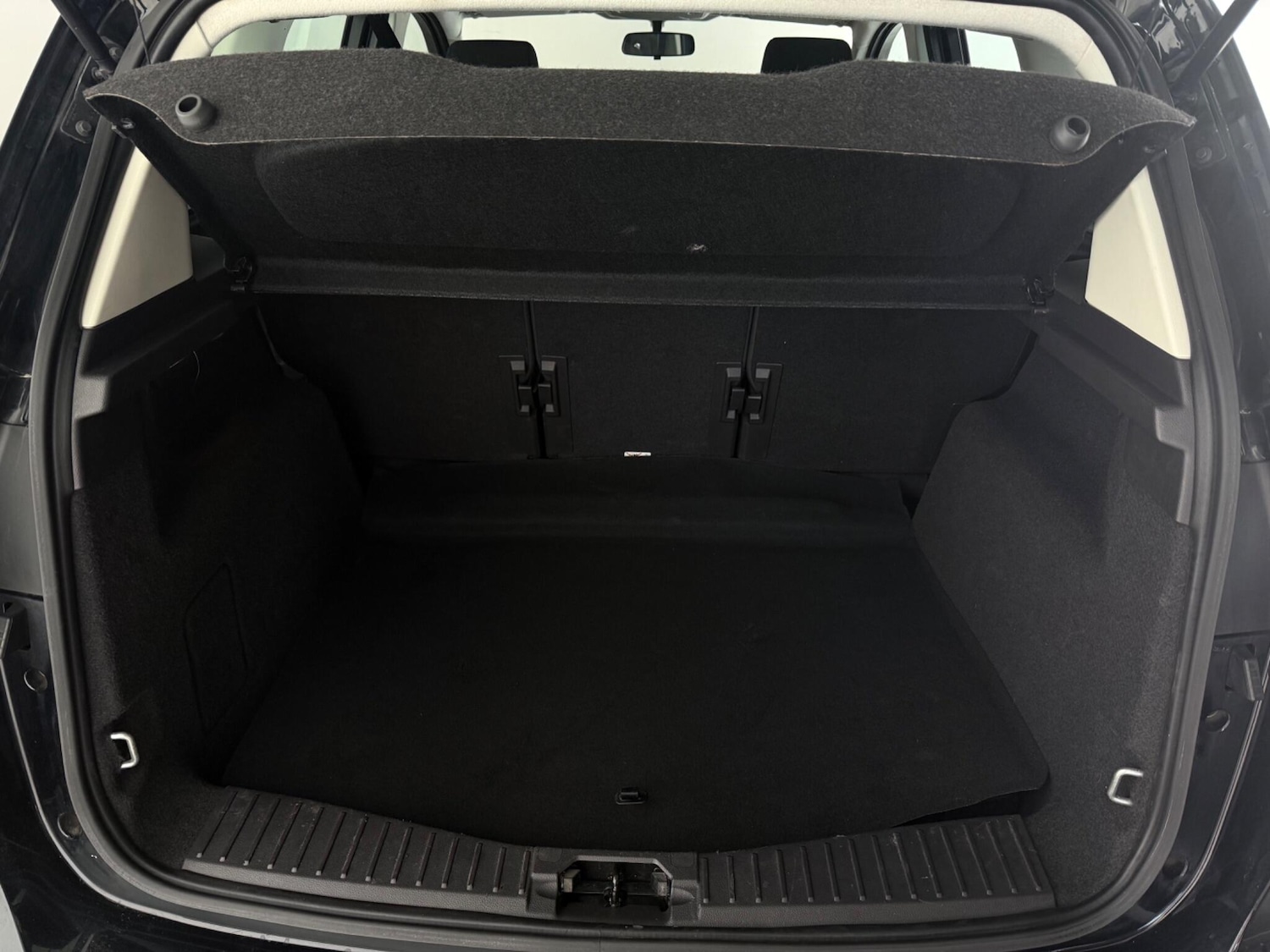 Used Ford C-Max 2016 for sale - 77243926: Photo 10