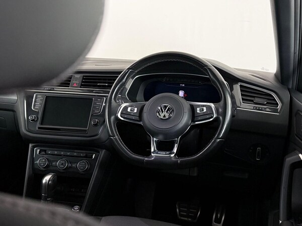 Used Volkswagen Tiguan 2016 for sale - 75992607: Photo 24