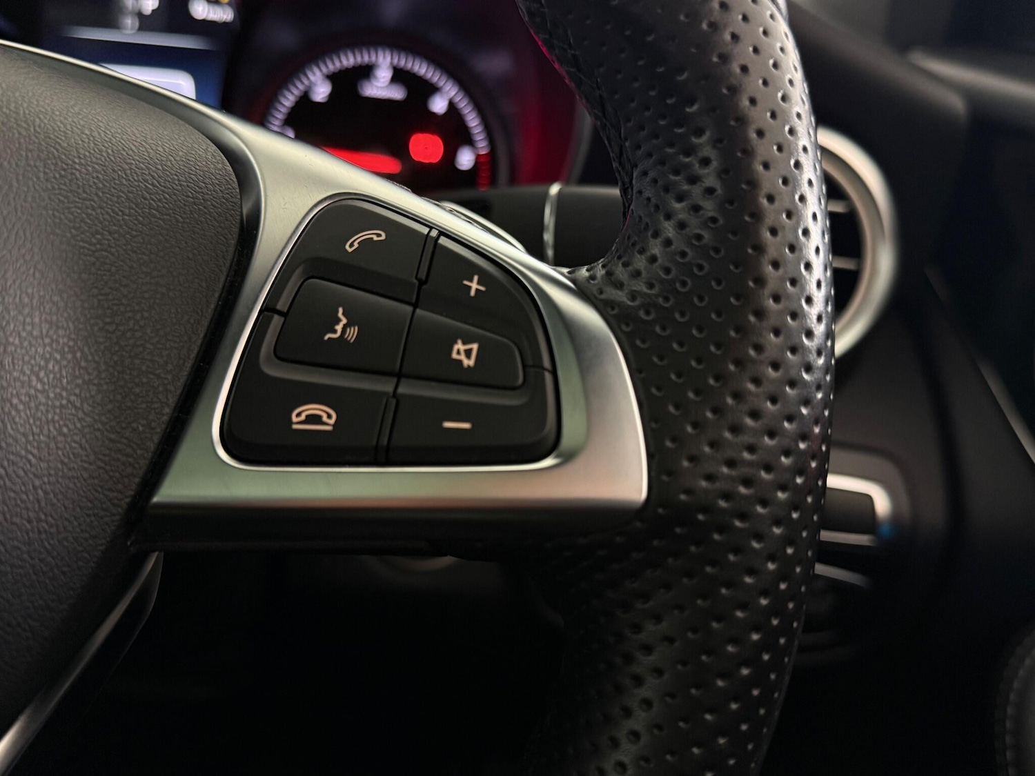 Used Mercedes-Benz GLC 2017 for sale - 77222762: Photo 21