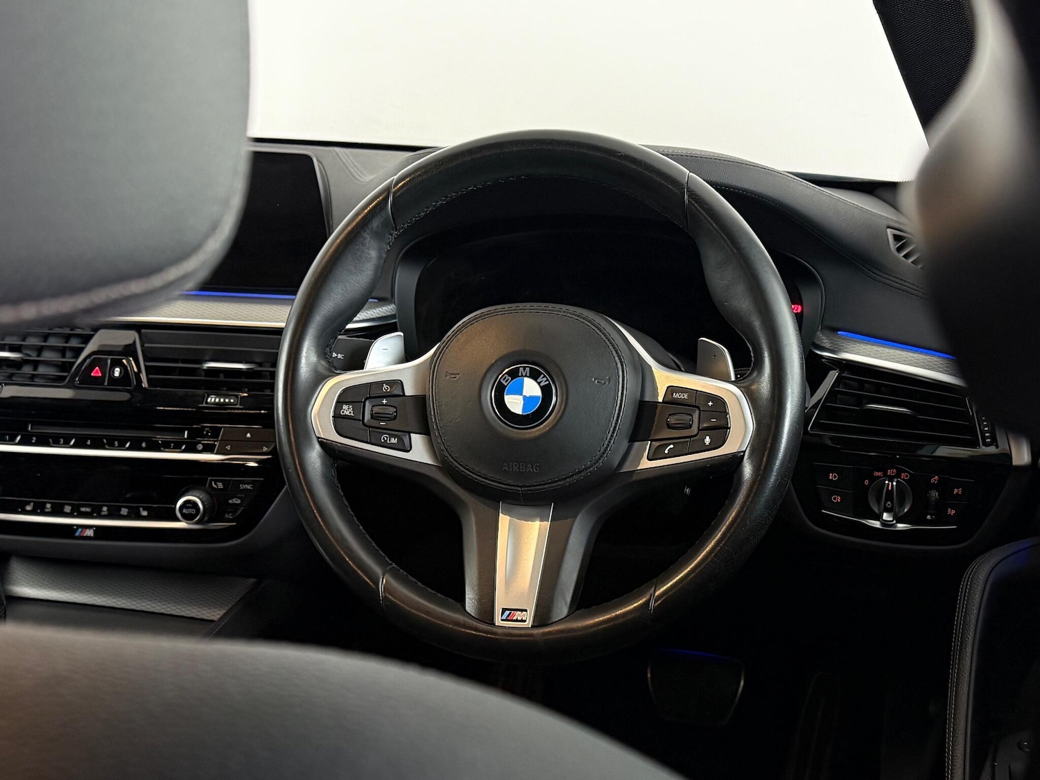 Used BMW 5 Series 2018 for sale - 77182450: Photo 16