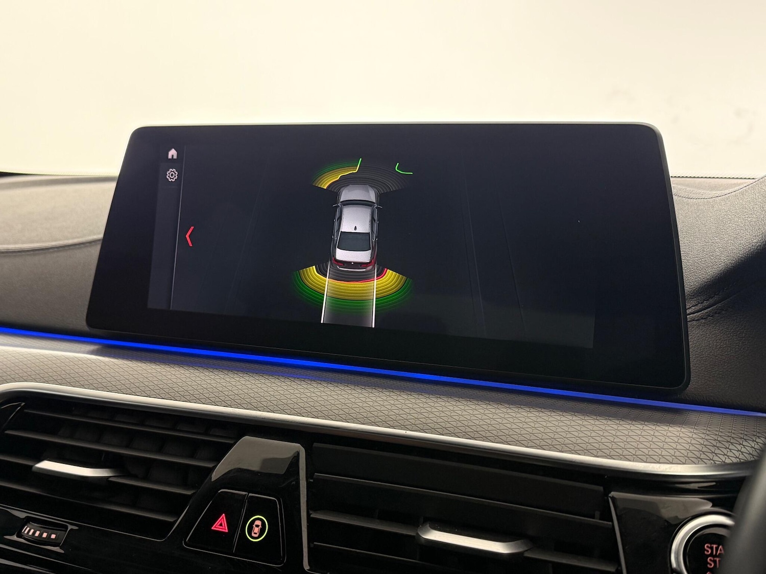 Used BMW 5 Series 2018 for sale - 77182450: Photo 28