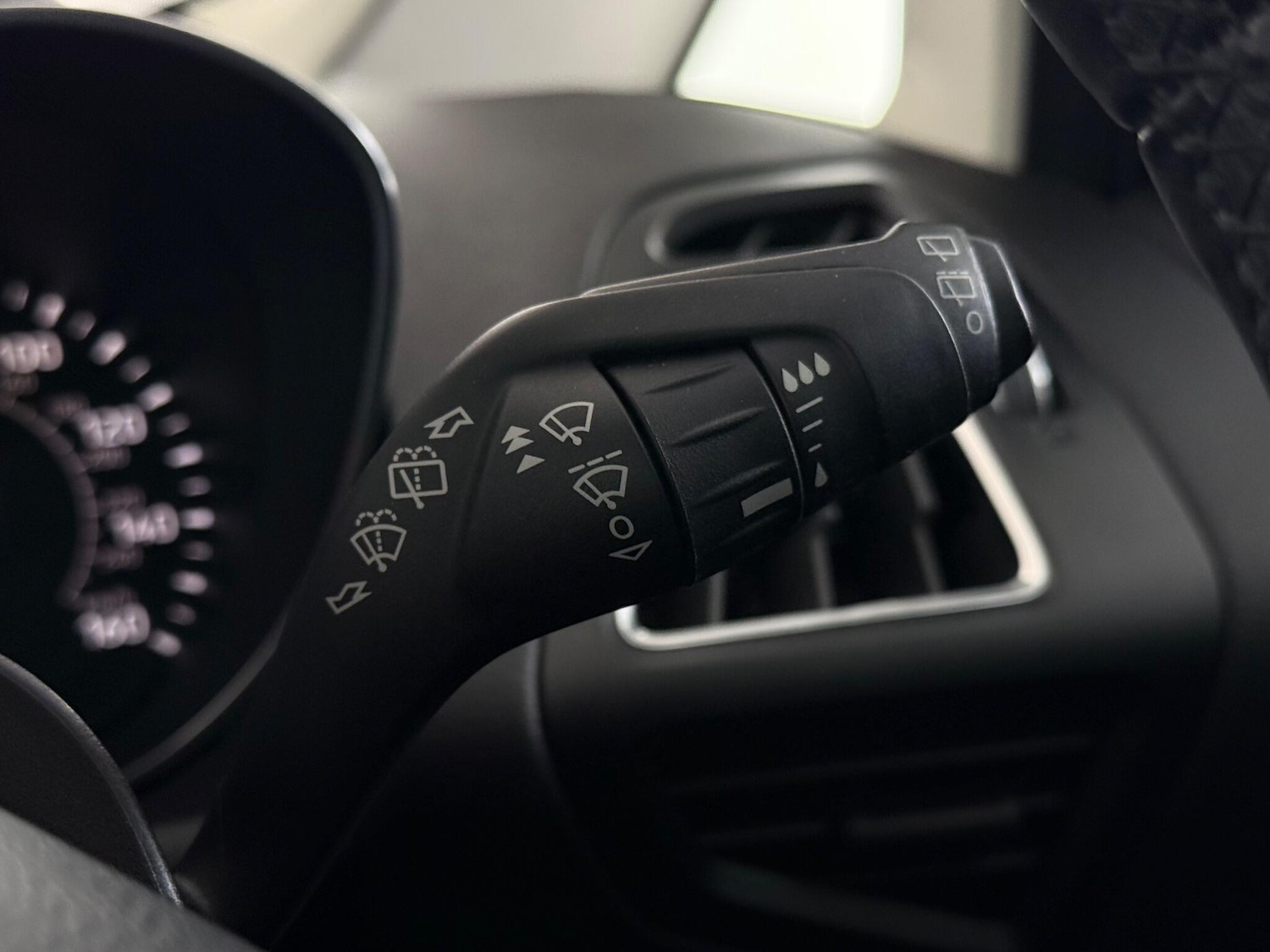 Used Ford C-Max 2018 for sale - 76467263: Photo 26