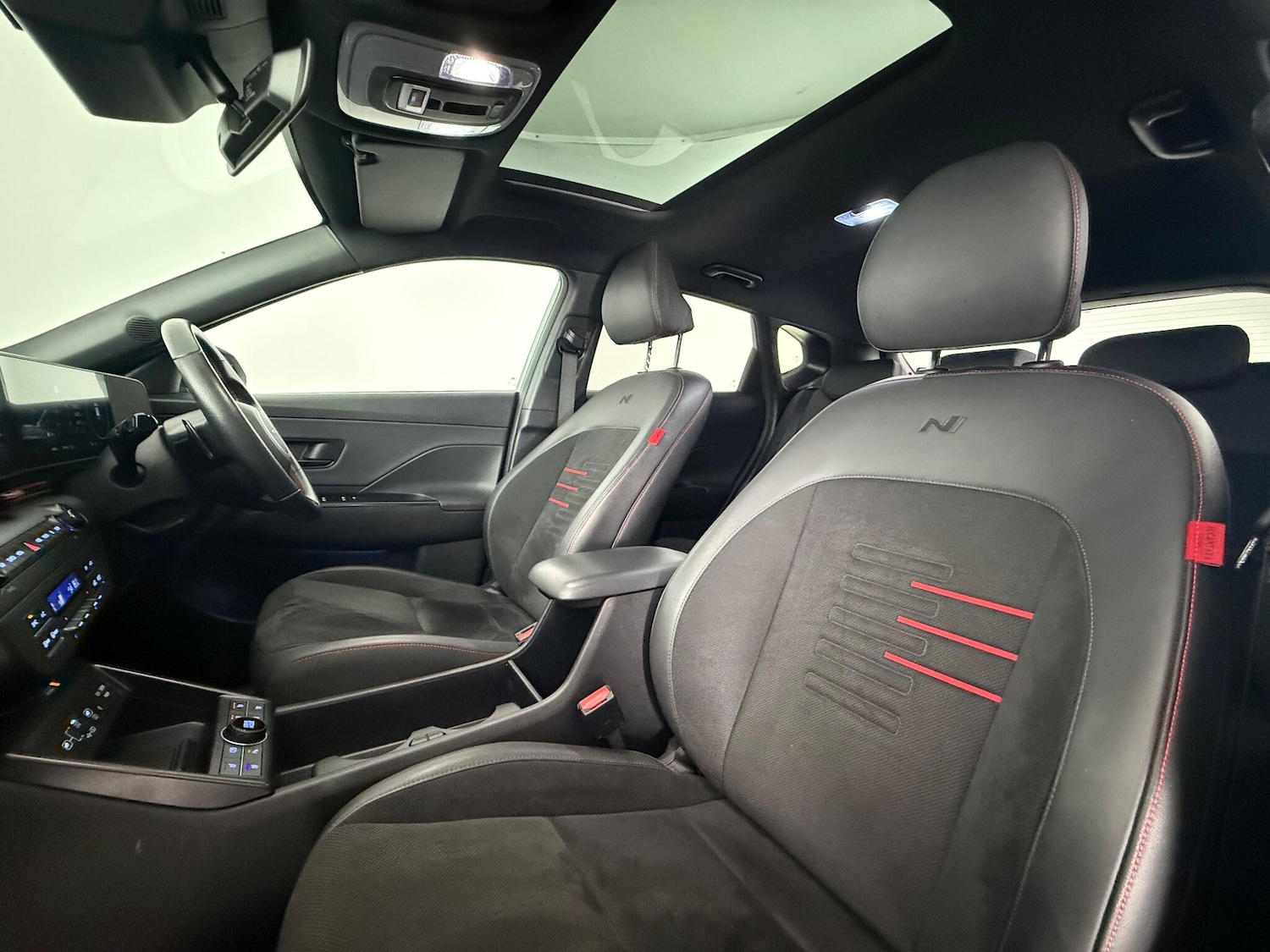 Used Hyundai KONA 2024 for sale - 76801398: Photo 15