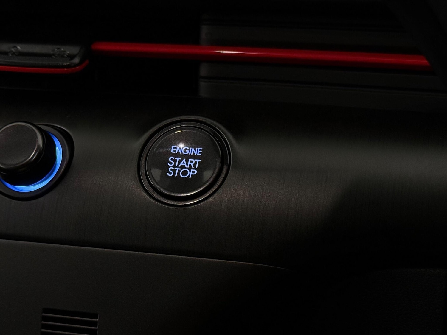 Used Hyundai KONA 2024 for sale - 76801398: Photo 32