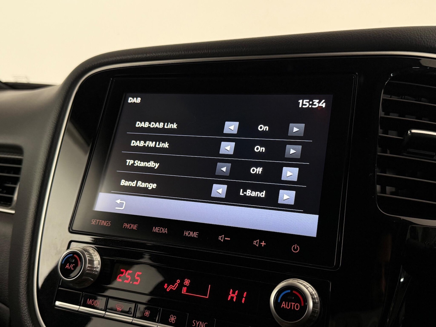 Used Mitsubishi Outlander 2021 for sale - 77222270: Photo 26