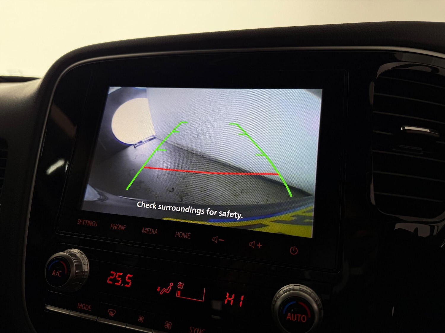 Used Mitsubishi Outlander 2021 for sale - 77222270: Photo 28