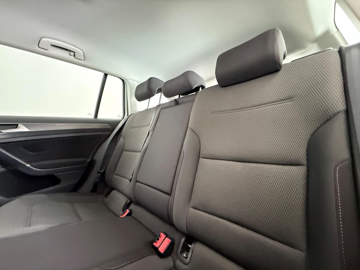 Used Volkswagen Golf 2017 for sale - 76606931: Photo 15