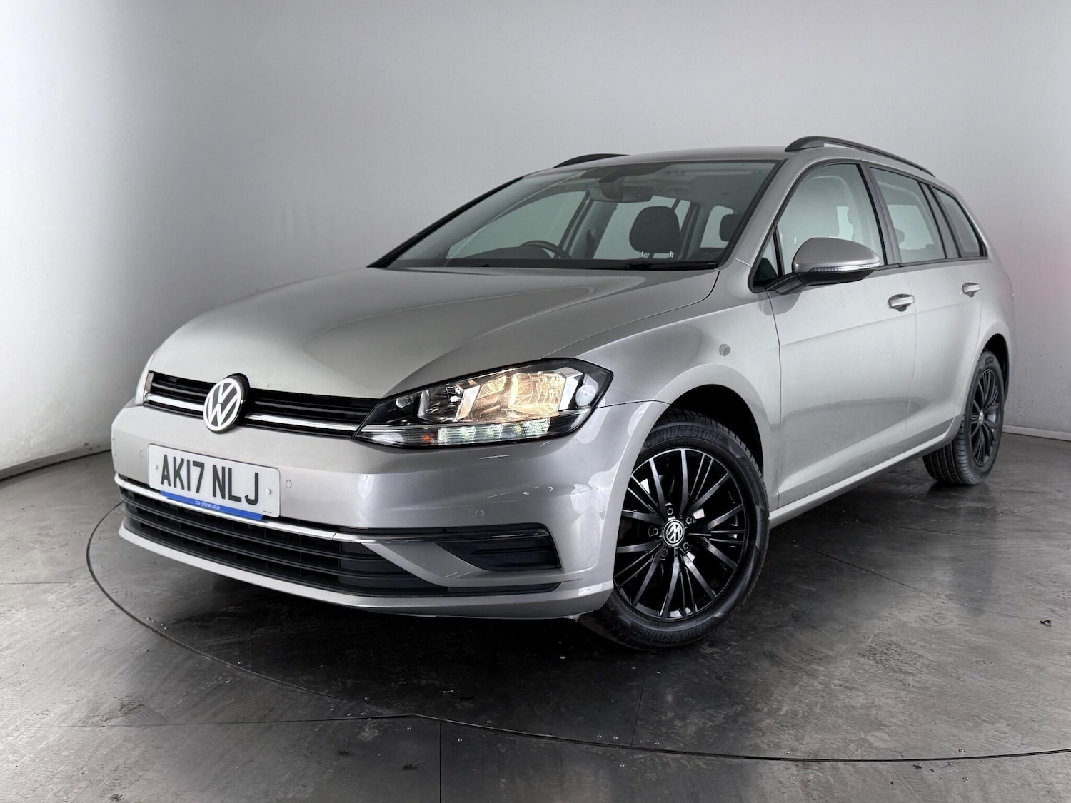 Used Volkswagen Golf 2017 for sale - 76606931: Photo 45