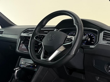 Used Volkswagen Tiguan 2023 for sale - 79581903: Photo