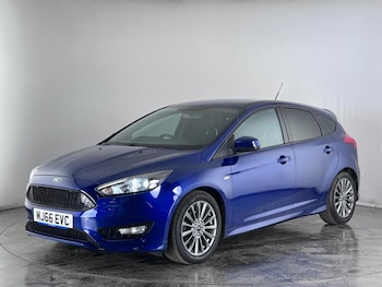 Used Ford Focus 2017 for sale - 75936806: Photo