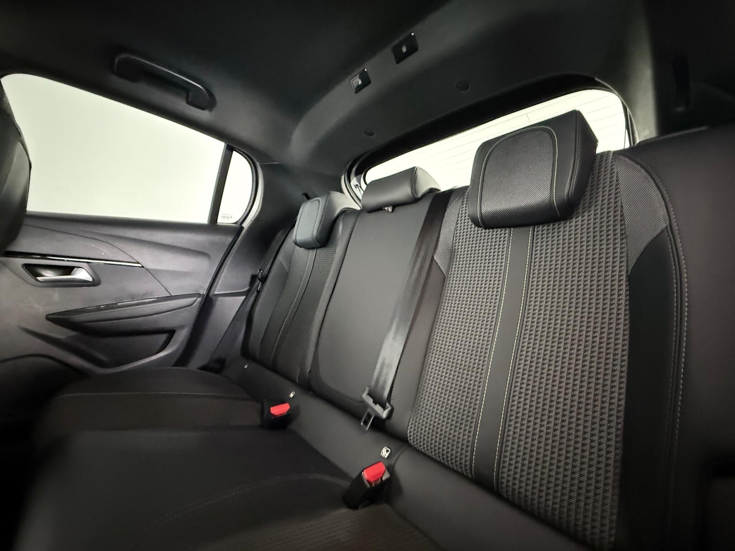 Used Peugeot 208 2021 for sale - 77259762: Photo 11