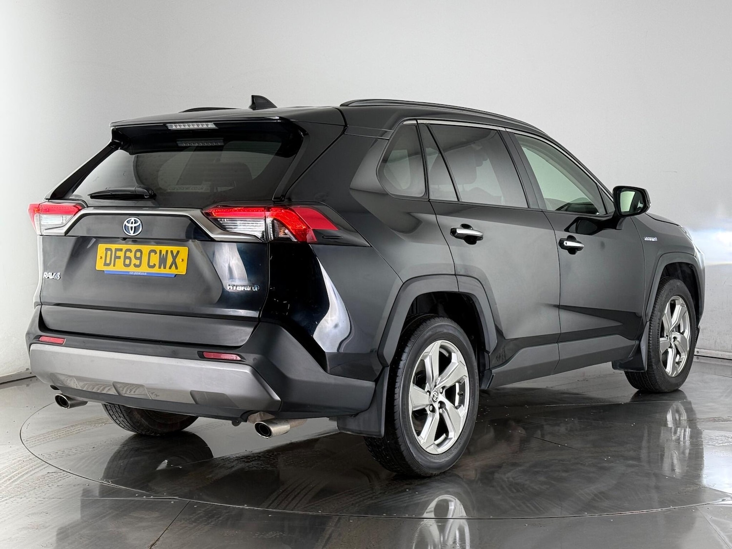 Used Toyota RAV4 2020 for sale - 76538747: Photo 5