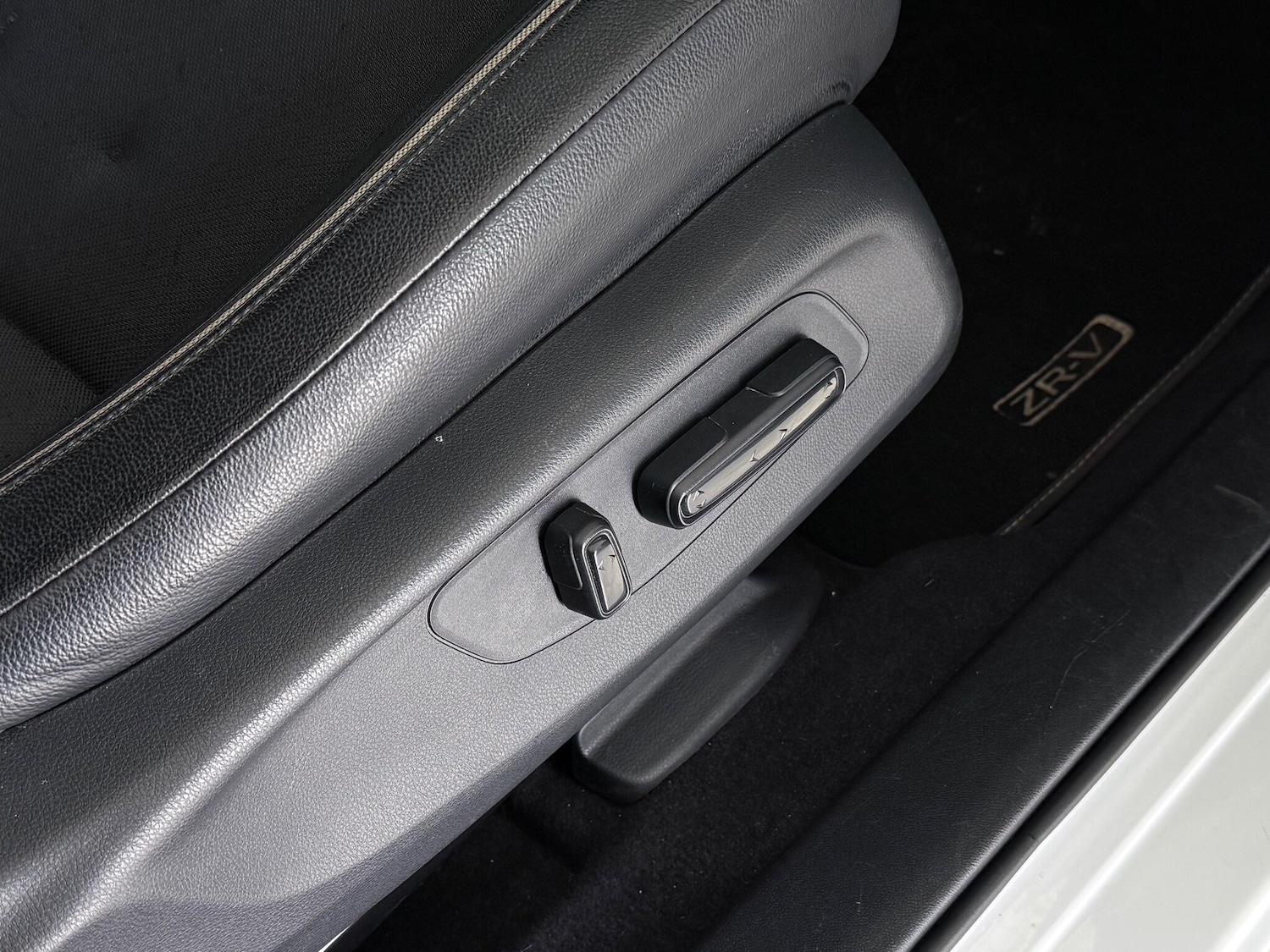 Used Honda ZR-V 2024 for sale - 76467141: Photo 18