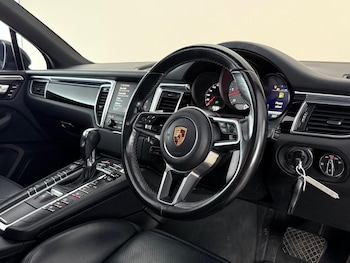 Used Porsche Macan 2016 for sale - 79453945: Photo