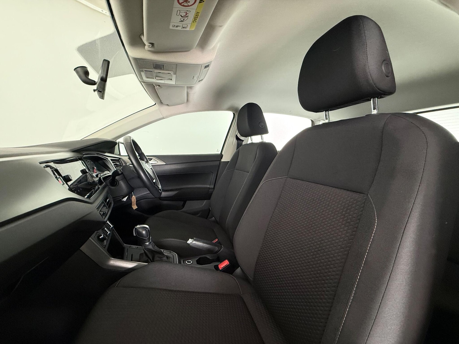 Used Volkswagen Polo 2019 for sale - 77222069: Photo 10