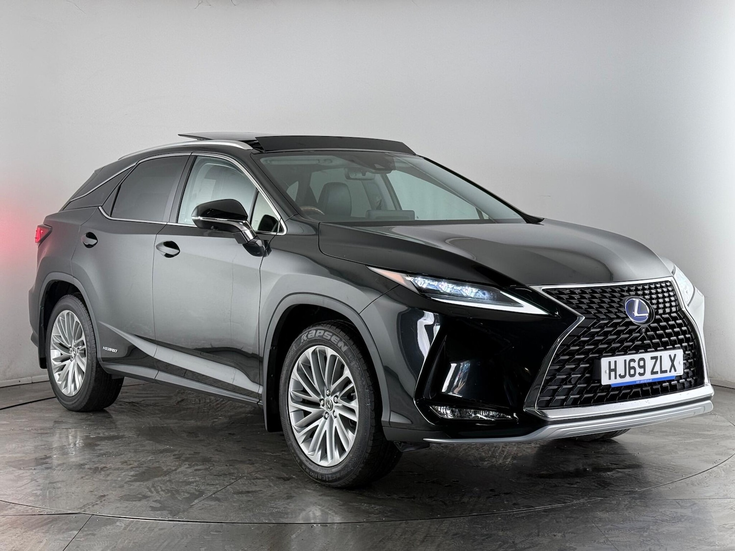 Used Lexus RX 2019 for sale - 77182375: Photo 1