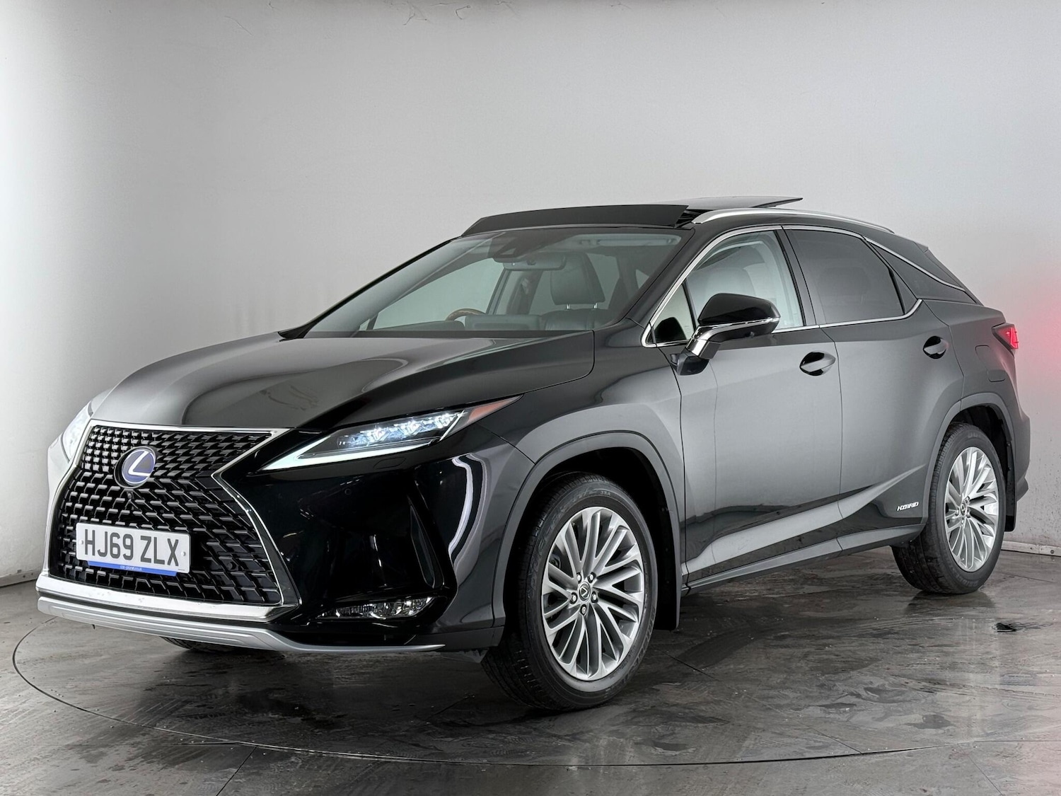Used Lexus RX 2019 for sale - 77182375: Photo 2