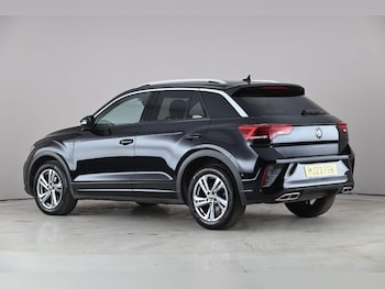Used Volkswagen T-Roc 2023 for sale - 78232224: Photo