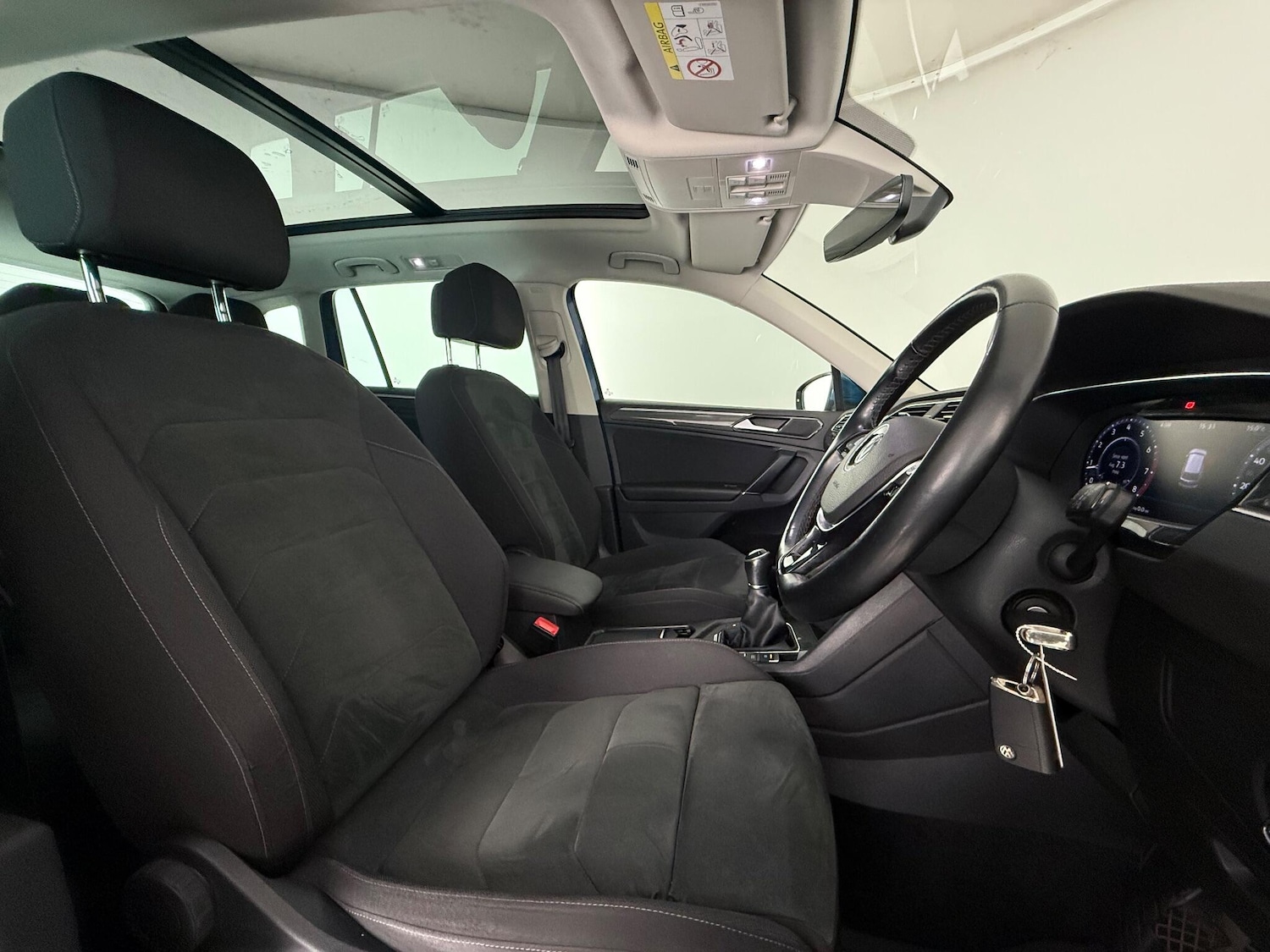 Used Volkswagen Tiguan 2016 for sale - 77217115: Photo 12