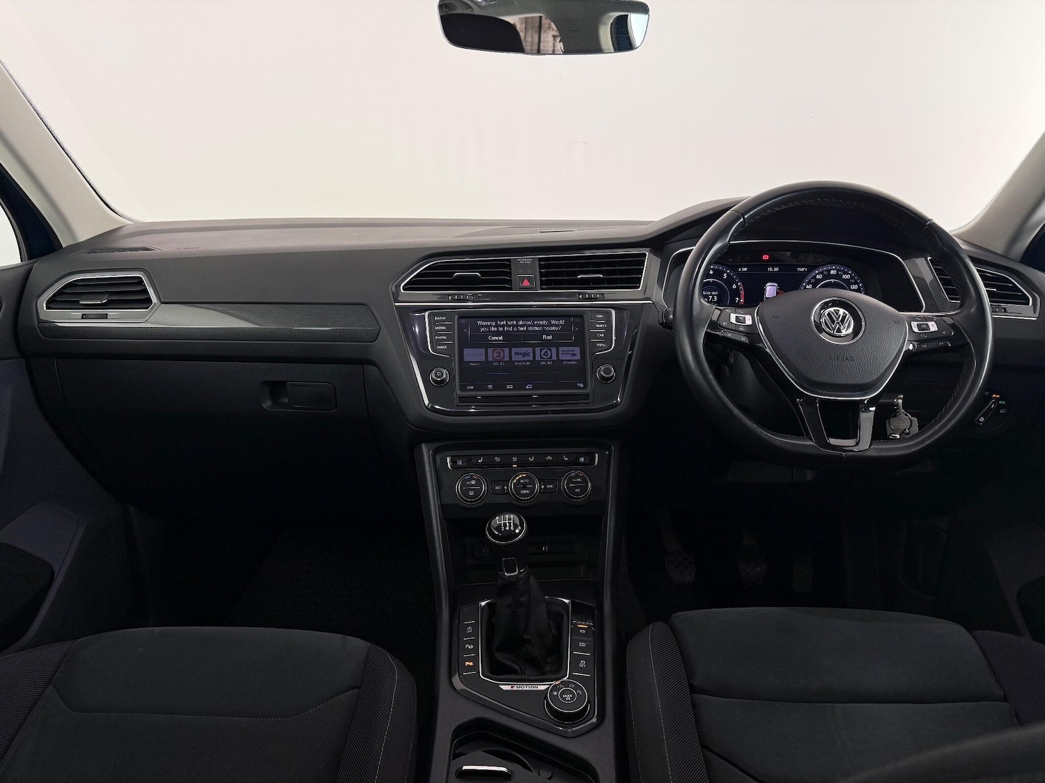 Used Volkswagen Tiguan 2016 for sale - 77217115: Photo 17