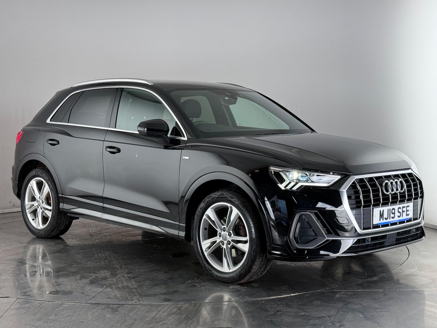 Used Audi Q3 2019 for sale - 76688696: Photo 1