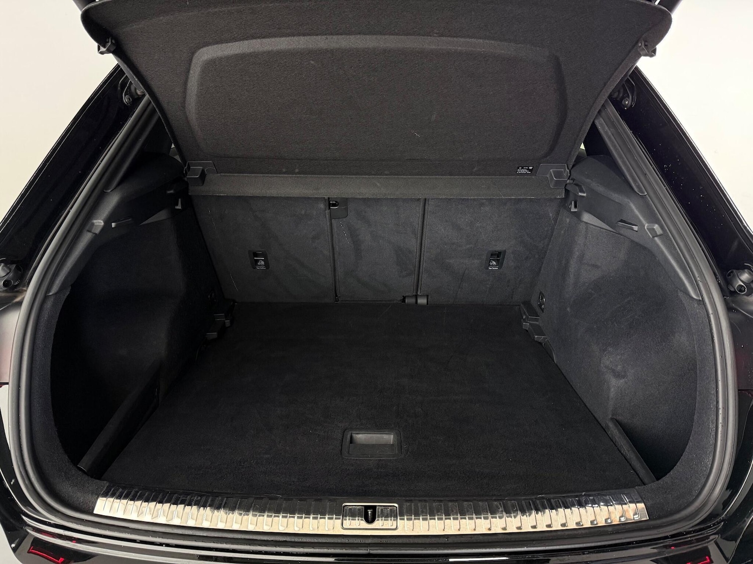 Used Audi Q3 2019 for sale - 76688696: Photo 13